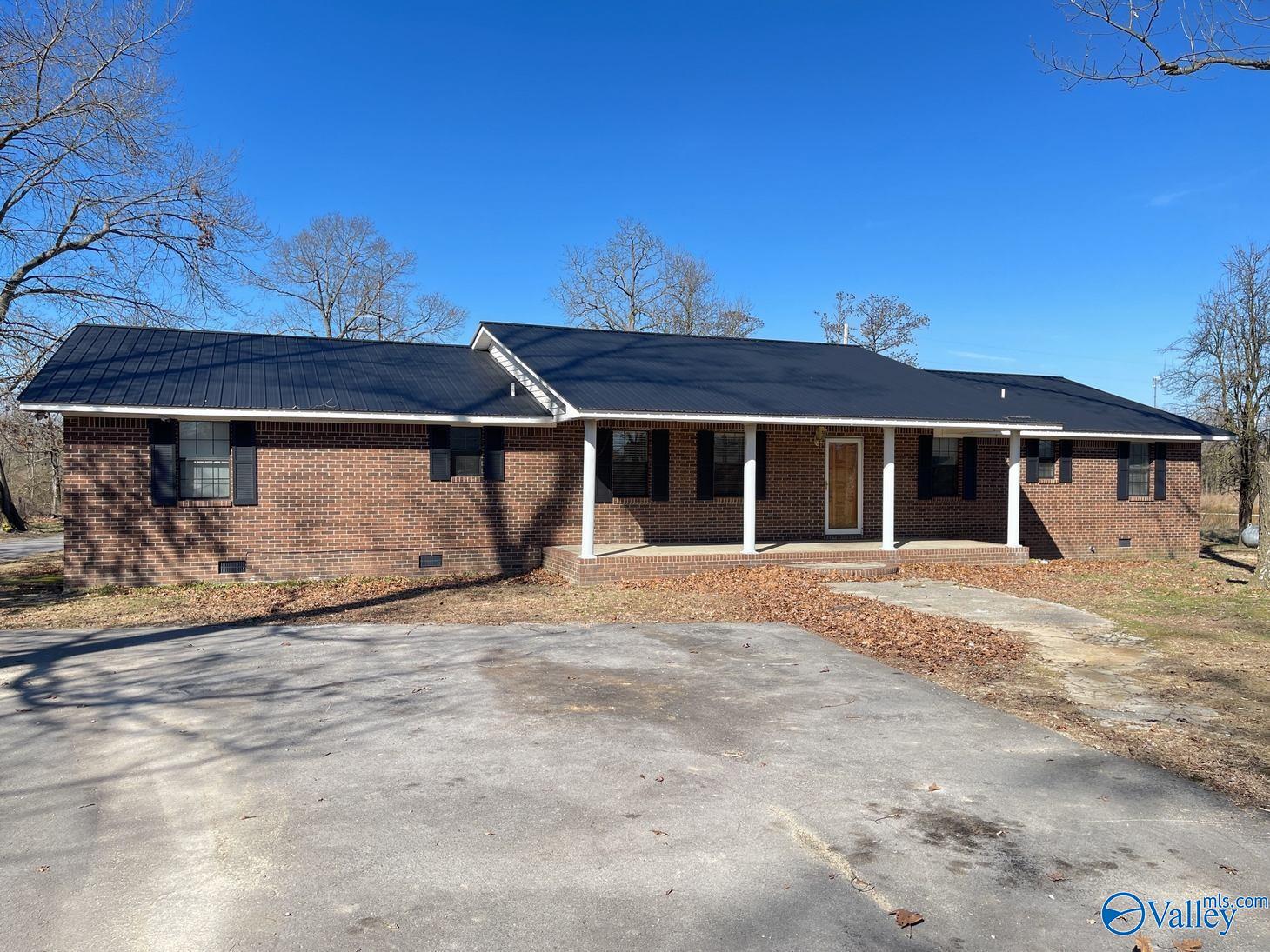 1894 County Road 76, Fyffe, Alabama image 1