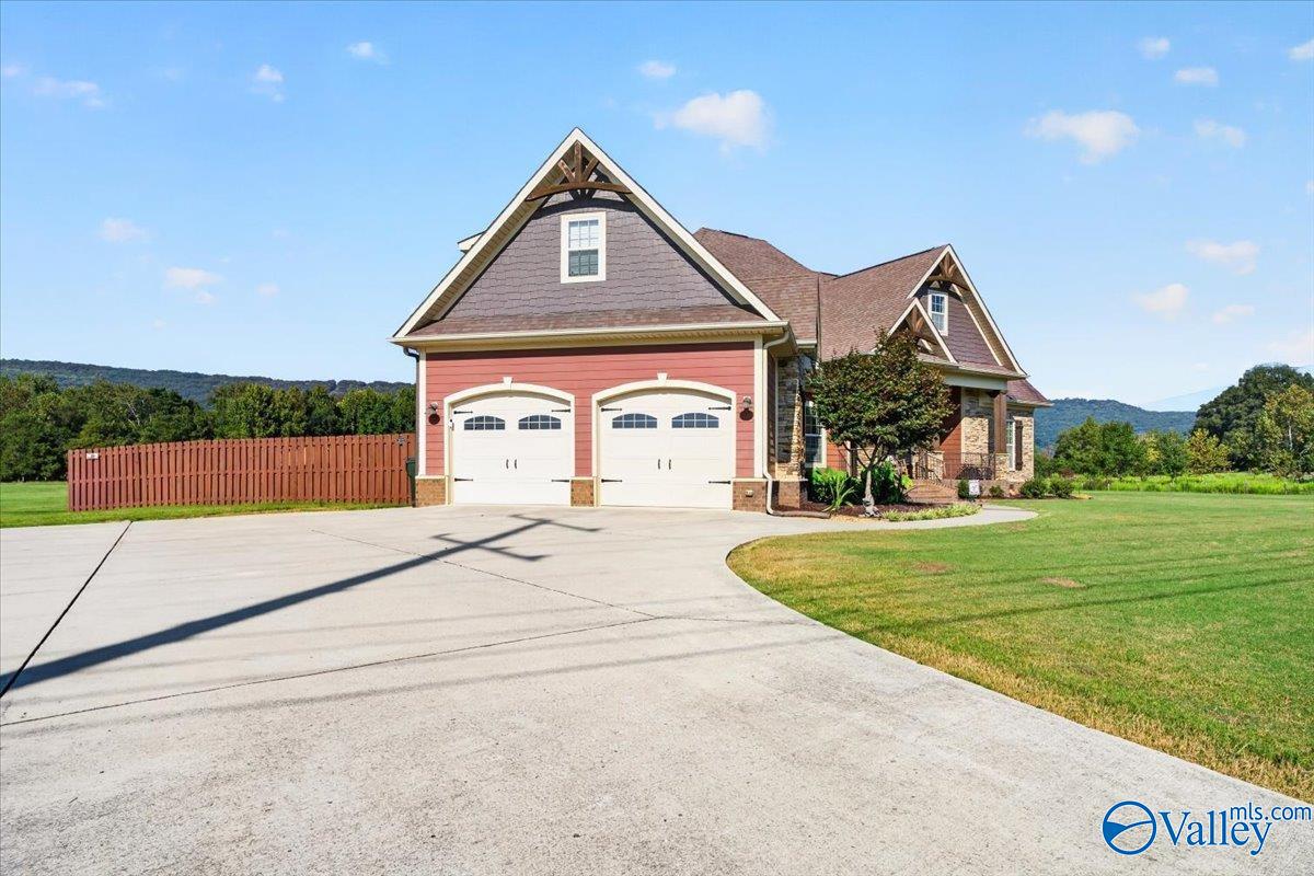 2950 Old Big Cove Road SE
