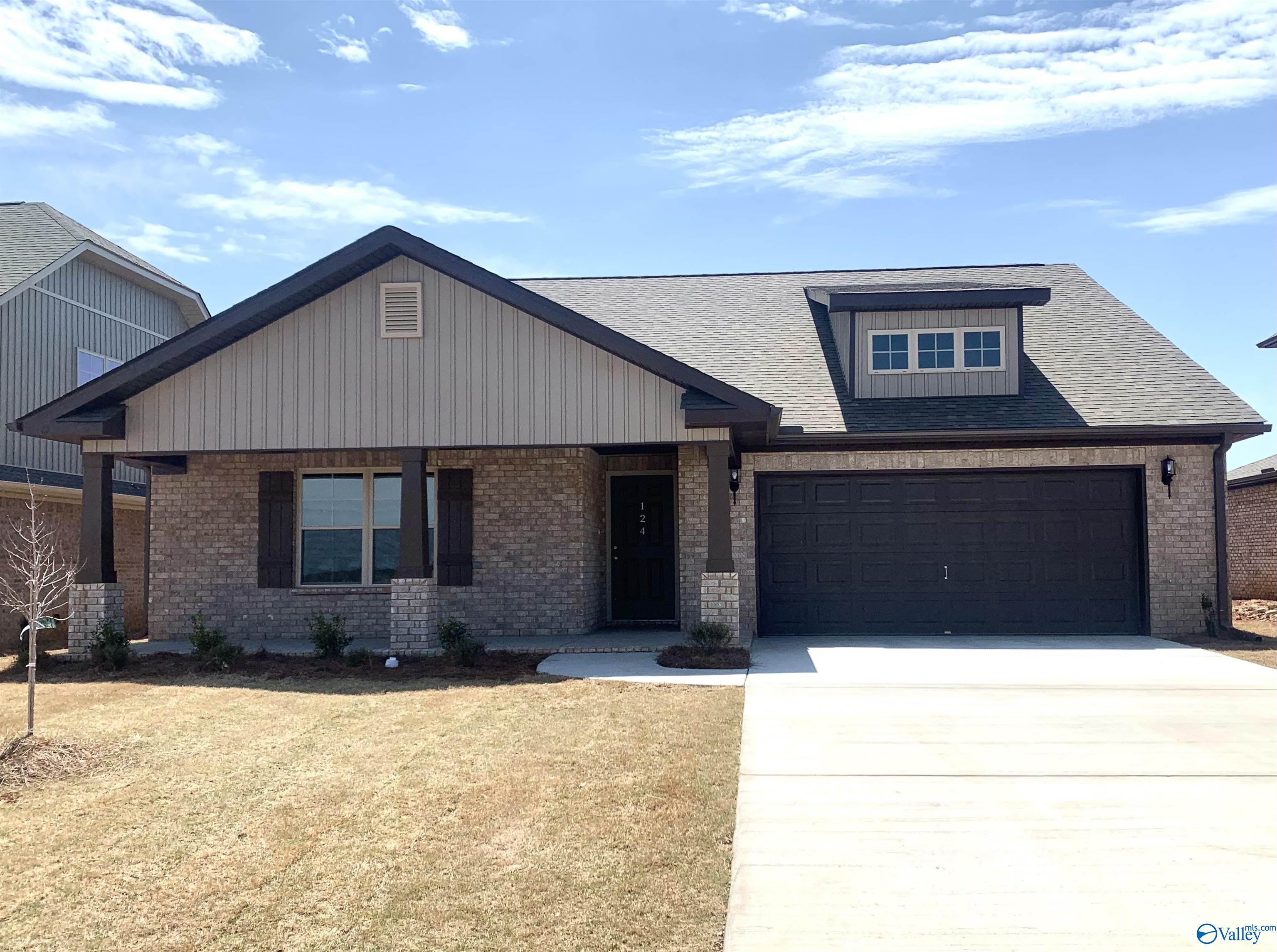 124 Sublett Drive, Hazel Green, Alabama image 1
