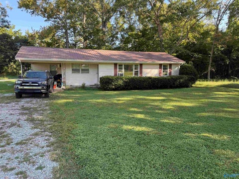 Homes For Sale - 17854 County Road 460<br/> Moulton, AL 35650
