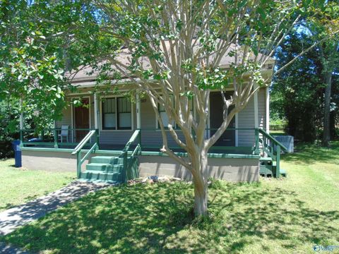 Homes For Rent - 517 Oshaughnessy Avenue<br/> Huntsville, AL 35801