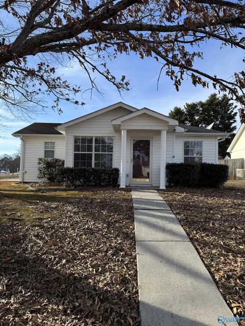 Homes For Rent - 107 Sugar Bluff Lane<br/> Madison, AL 35757