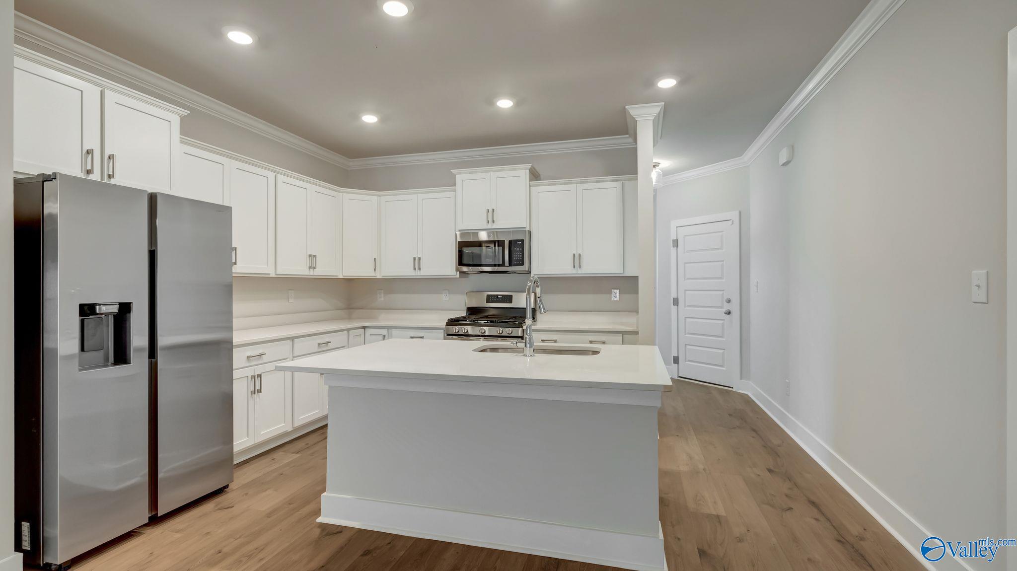 12389 Whitcomb Circle, Athens, Alabama image 12