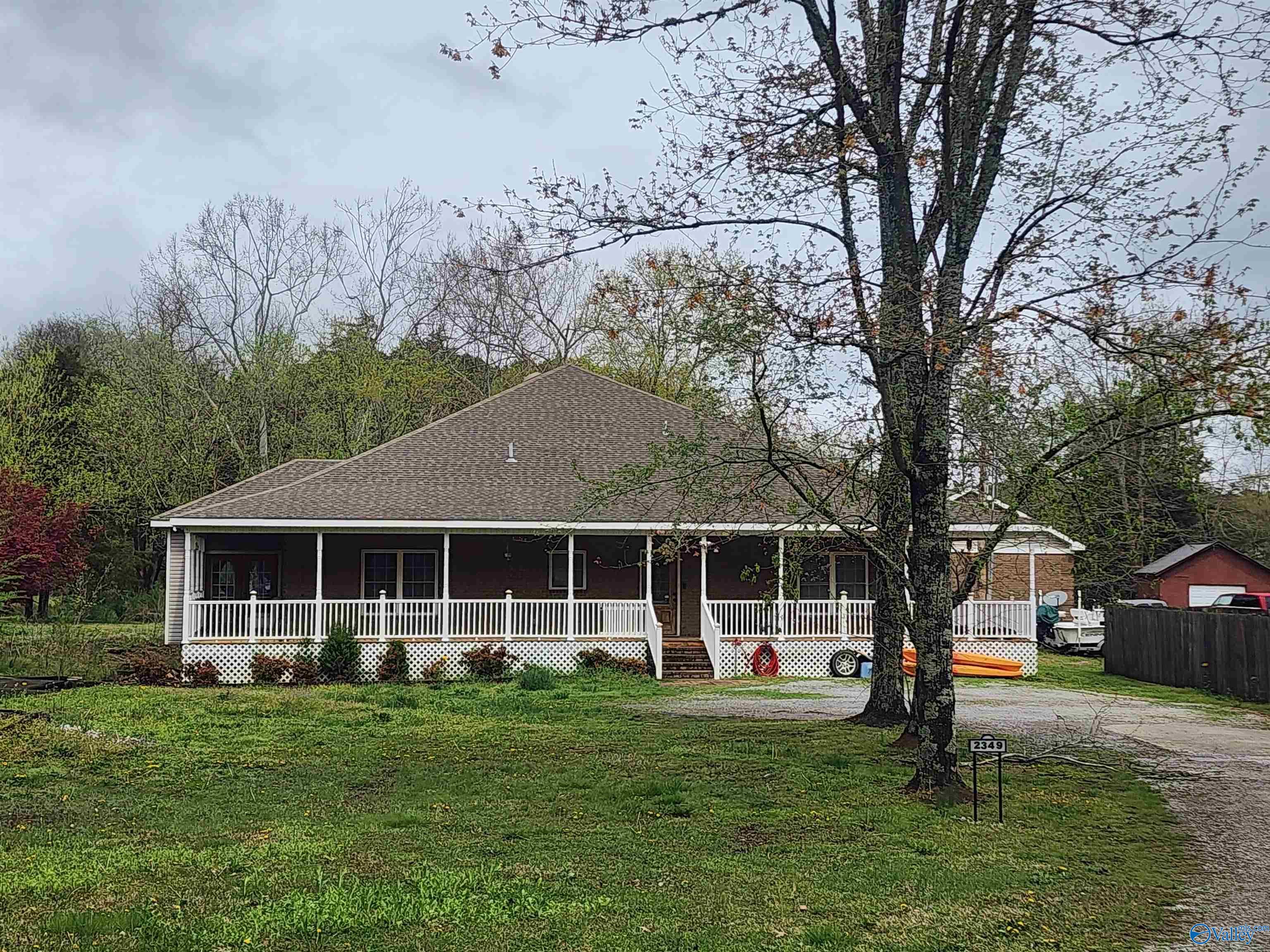2349 Dug Hill Road, Brownsboro, Alabama image 1