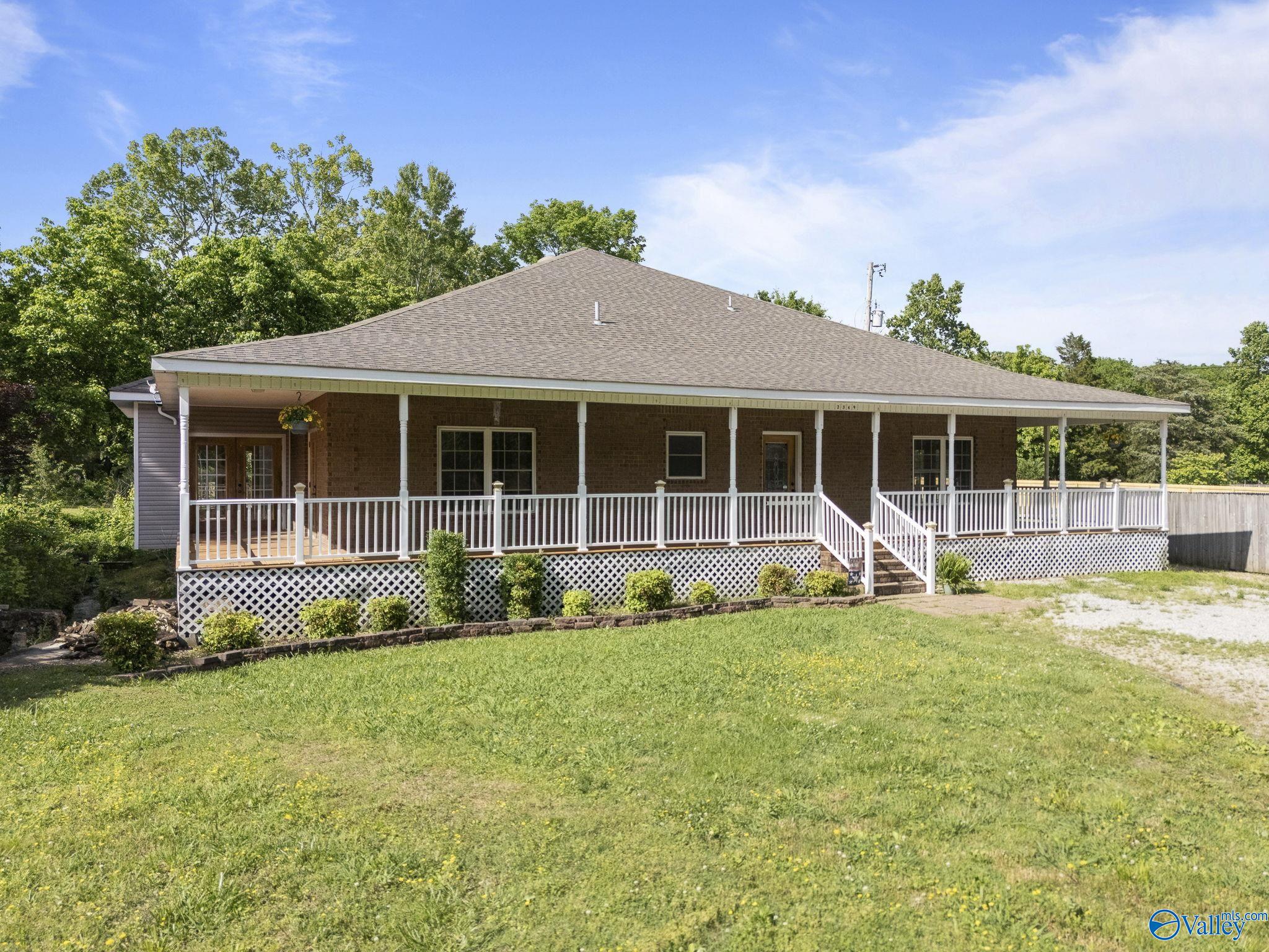 2349 Dug Hill Road, Brownsboro, Alabama image 1