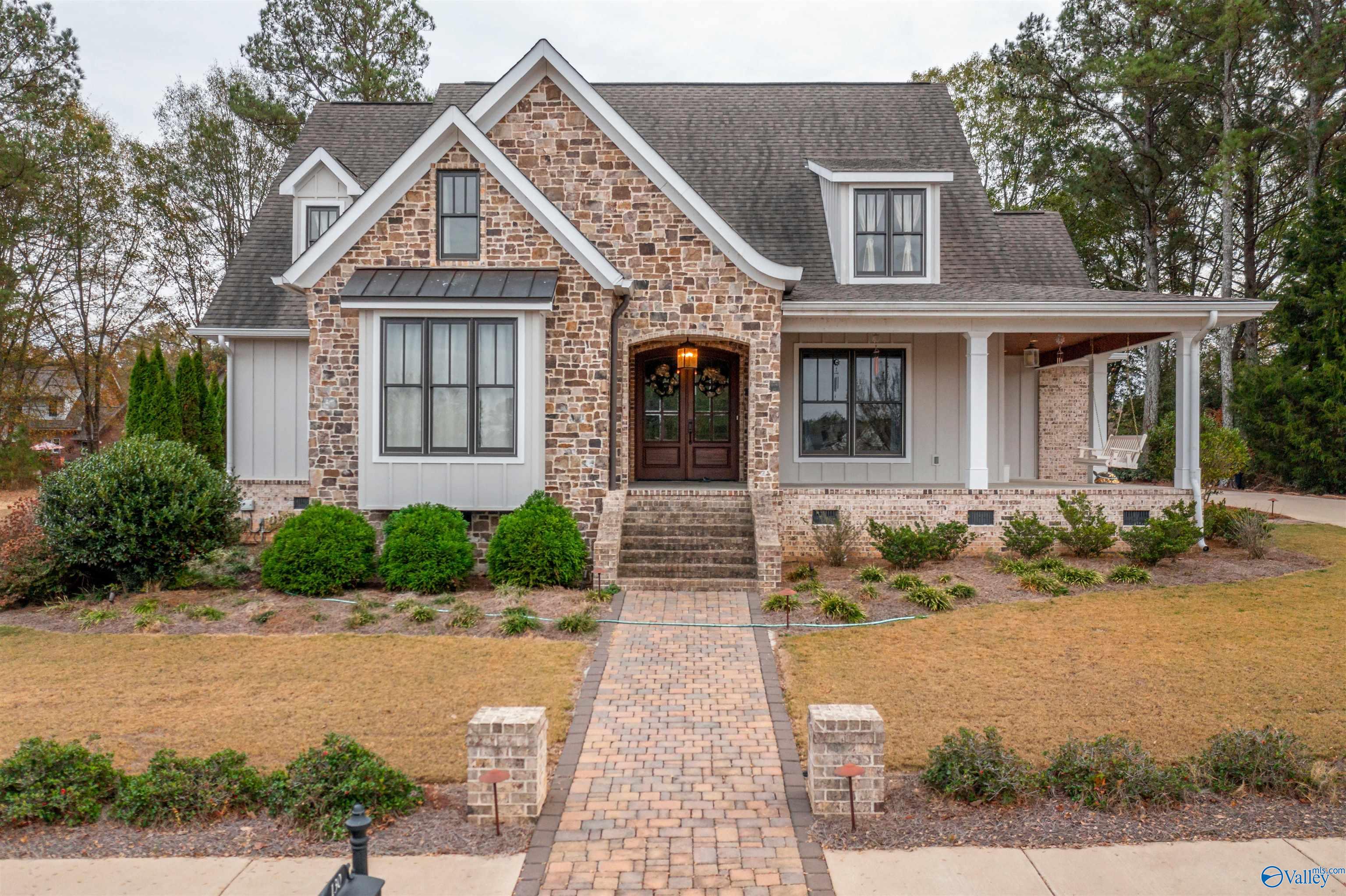 130 Copper Leaf Walk, Gadsden, Alabama image 1
