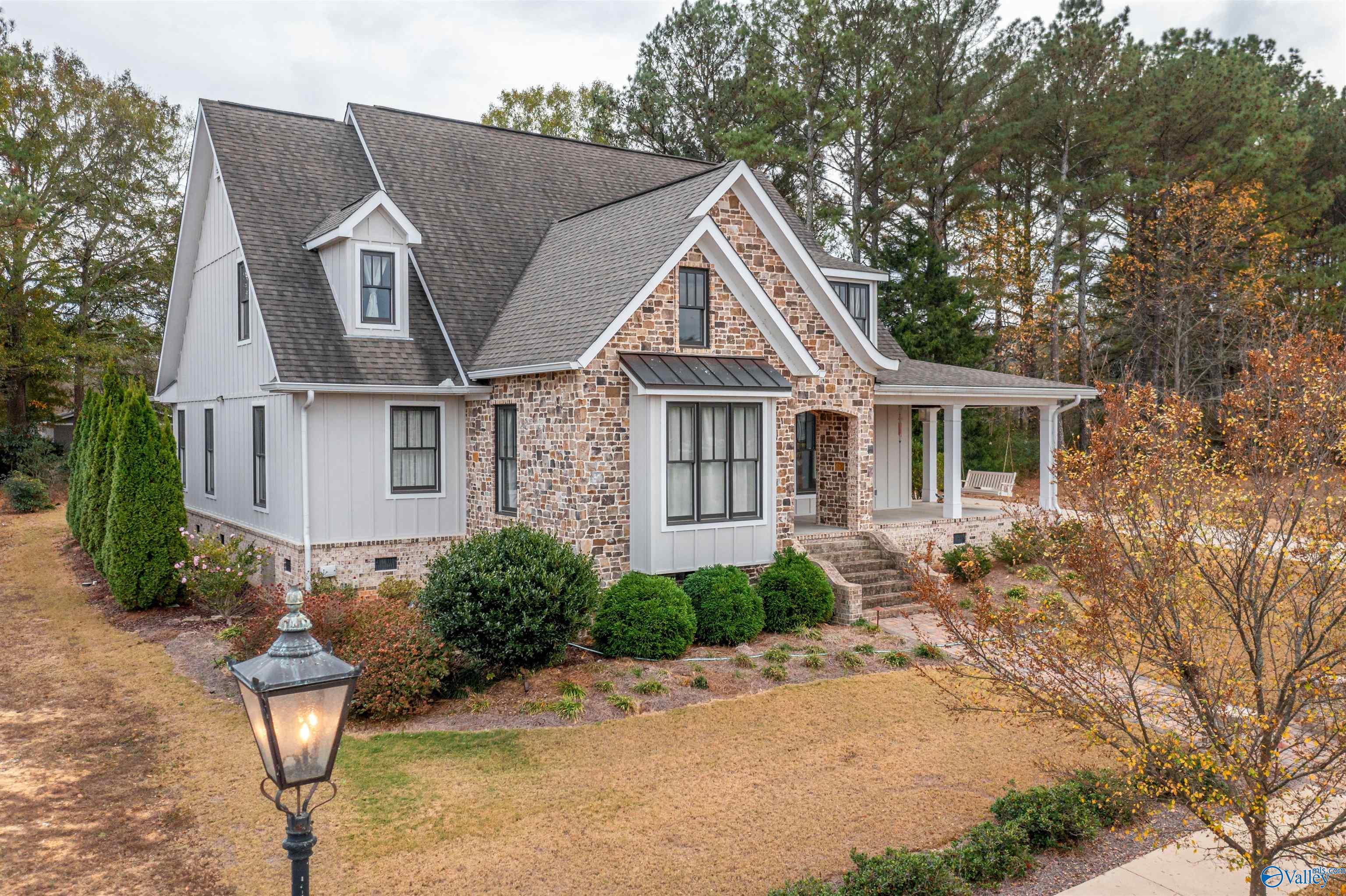 130 Copper Leaf Walk, Gadsden, Alabama image 2