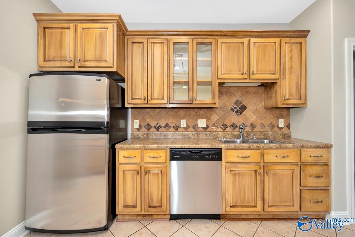 24527 Queen Annes Lace, Athens, Alabama image 17