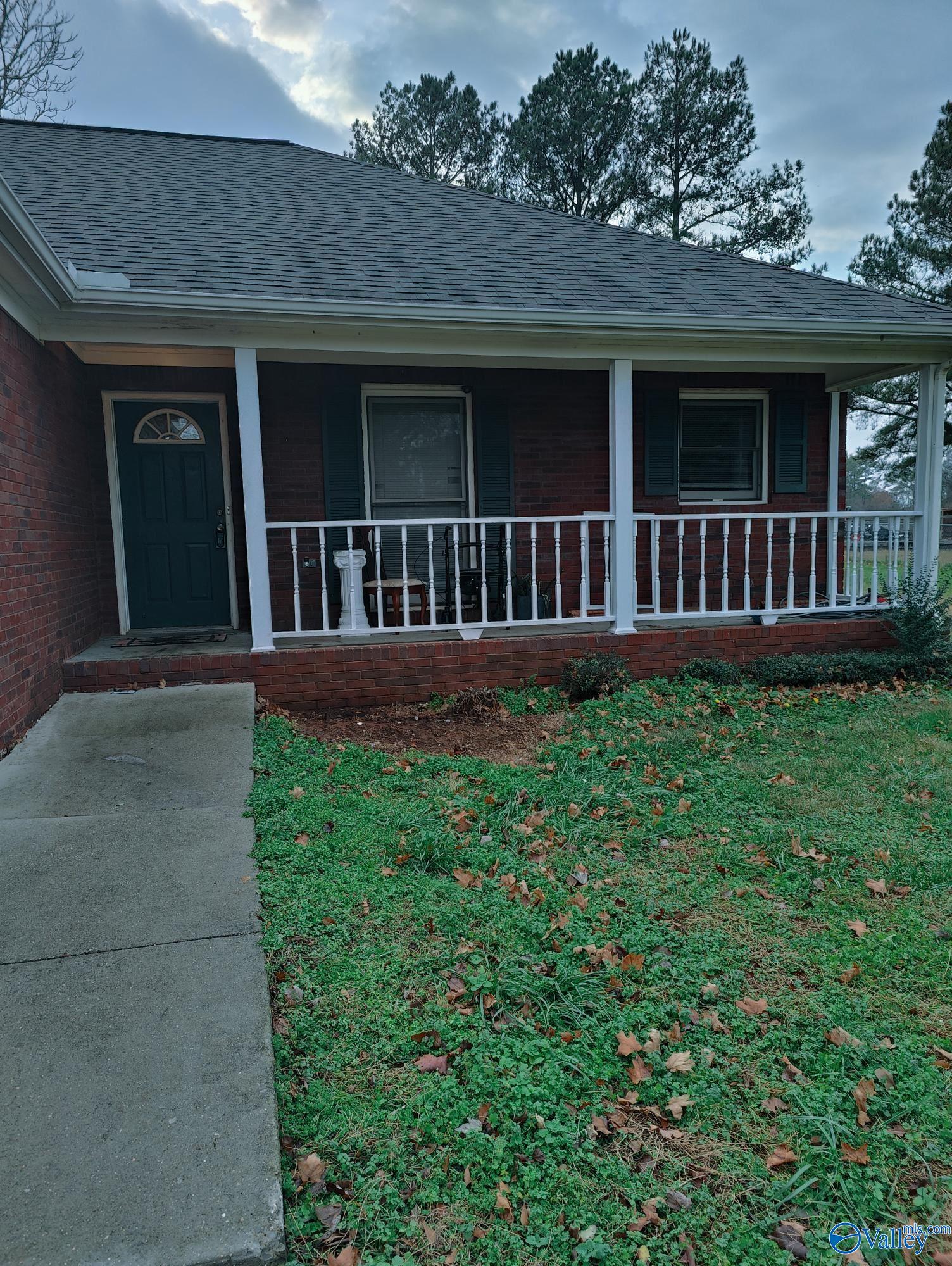 160 Kimberly Lane, Huntsville, Alabama image 2