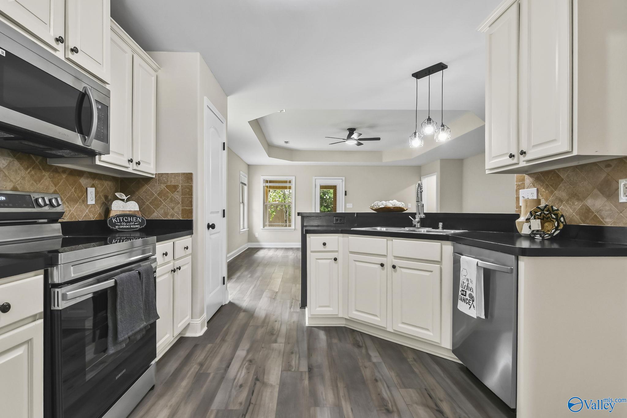 102 Kings Cove Circle, Madison, Alabama image 14