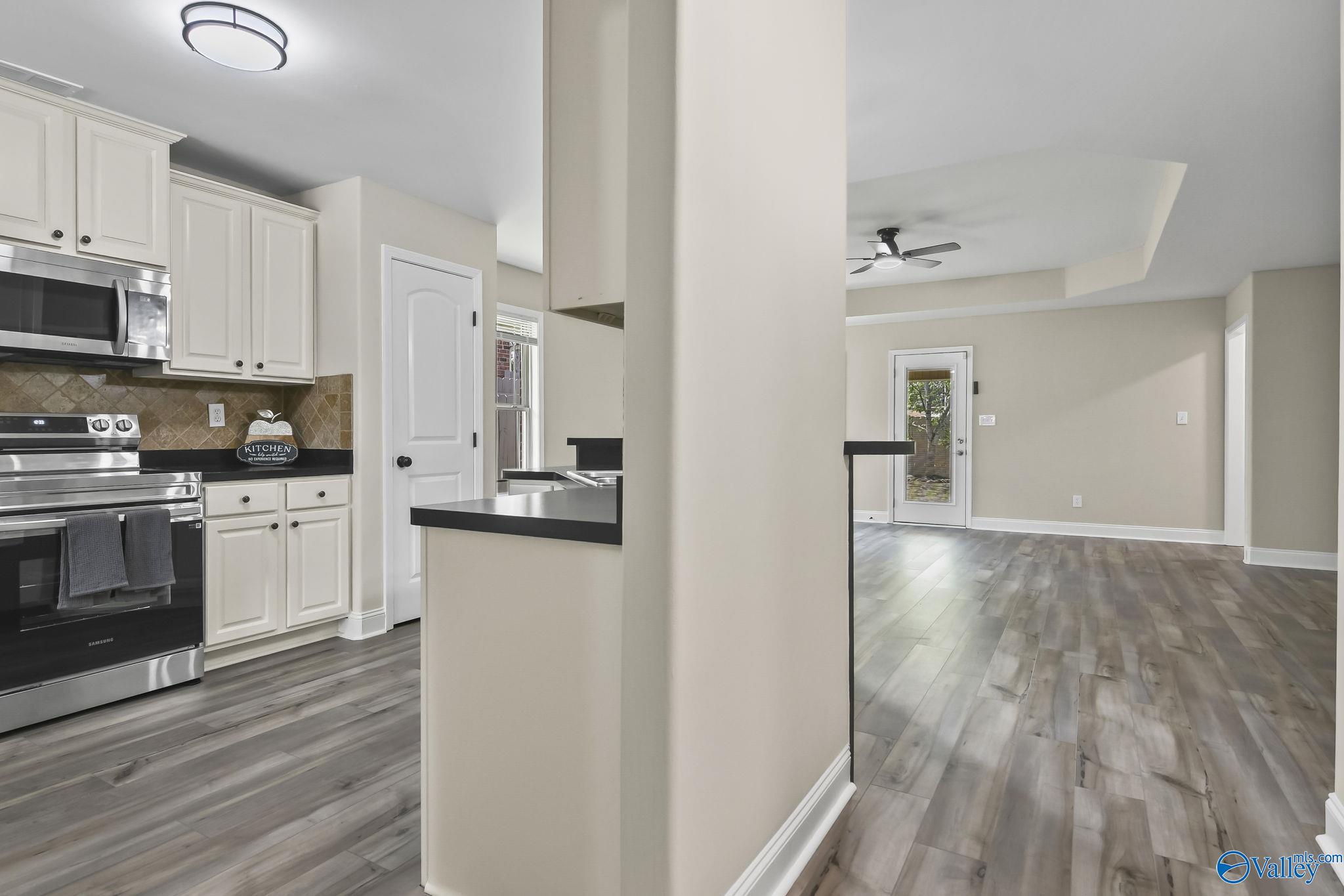 102 Kings Cove Circle, Madison, Alabama image 10