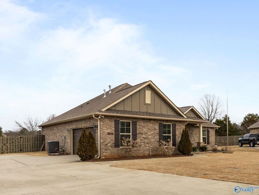 18220 Harrier St, Athens, AL 35613 for sale - Stessa