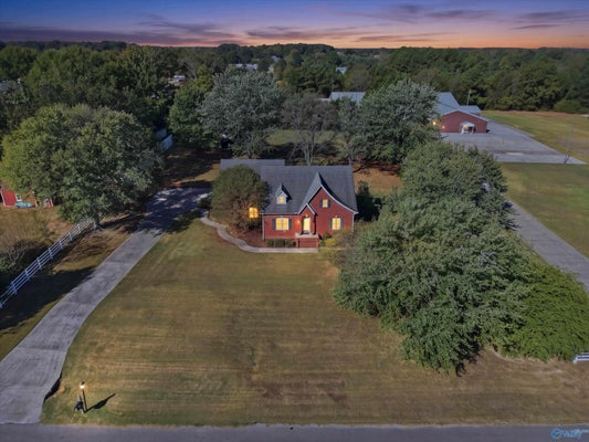 19065 TAMMY LEIGH DR, ATHENS, AL 35614 - Image 602bf017f22e8c5bfb139a2b3b430f4c/1714758207