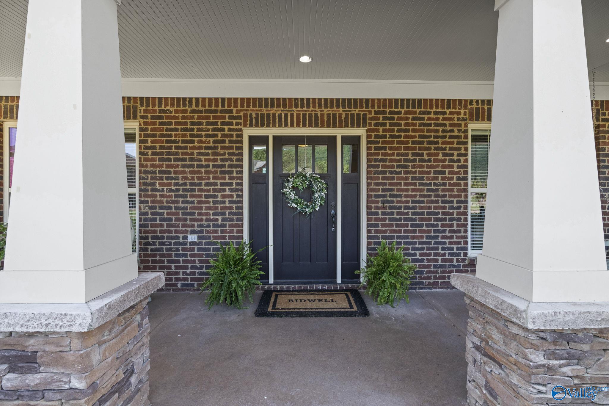 600 Indian Lake Drive, Huntsville, Alabama image 2