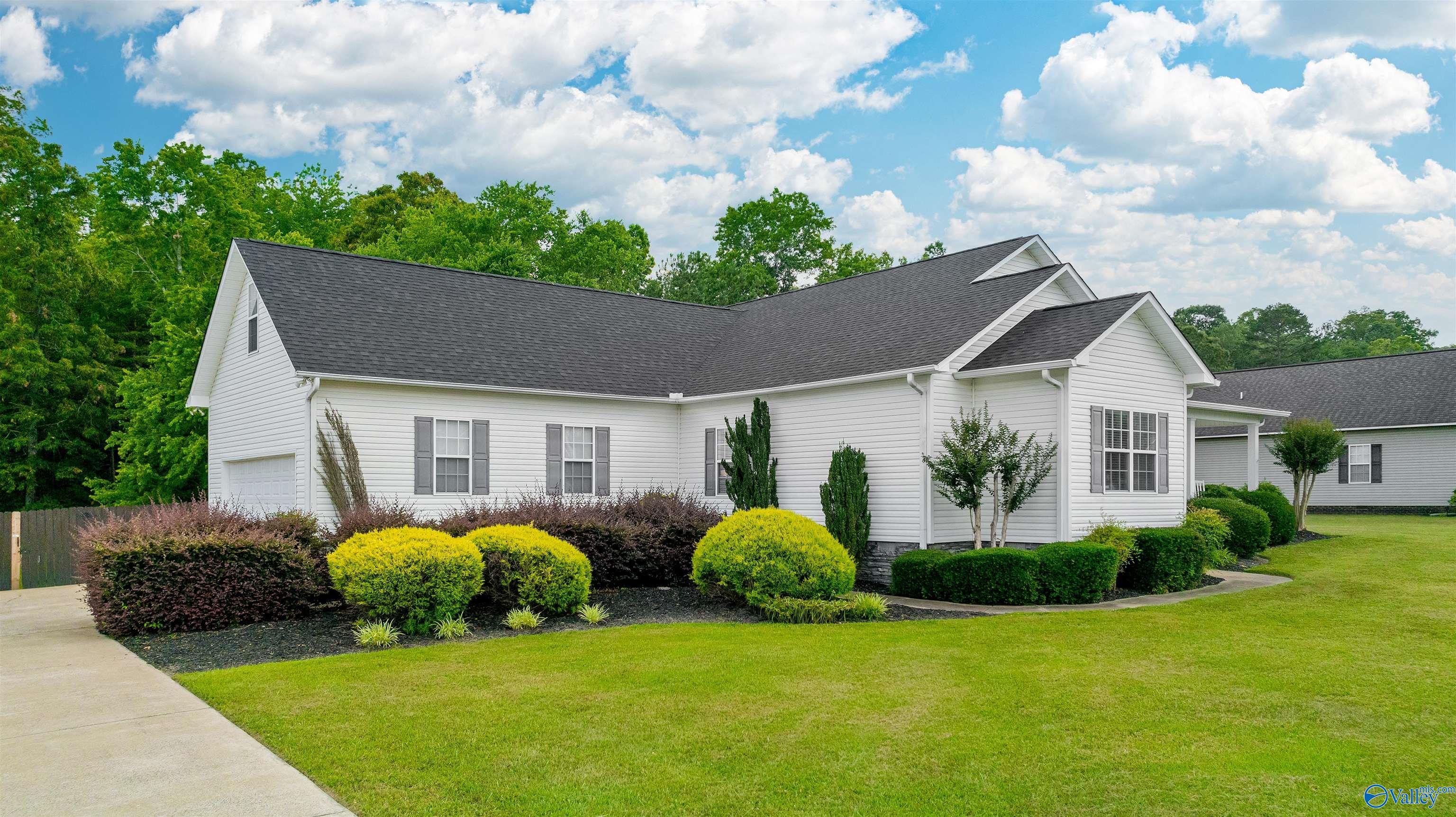 3814 Landon Lane, Fort Payne, Alabama image 3