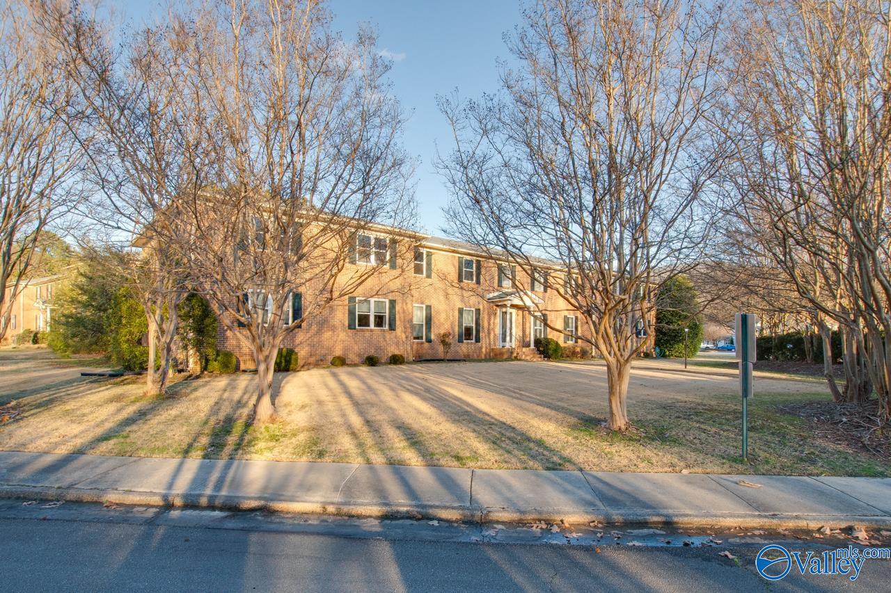 8200   Unit B Willowbrook Circle #B, Huntsville, Alabama image 30