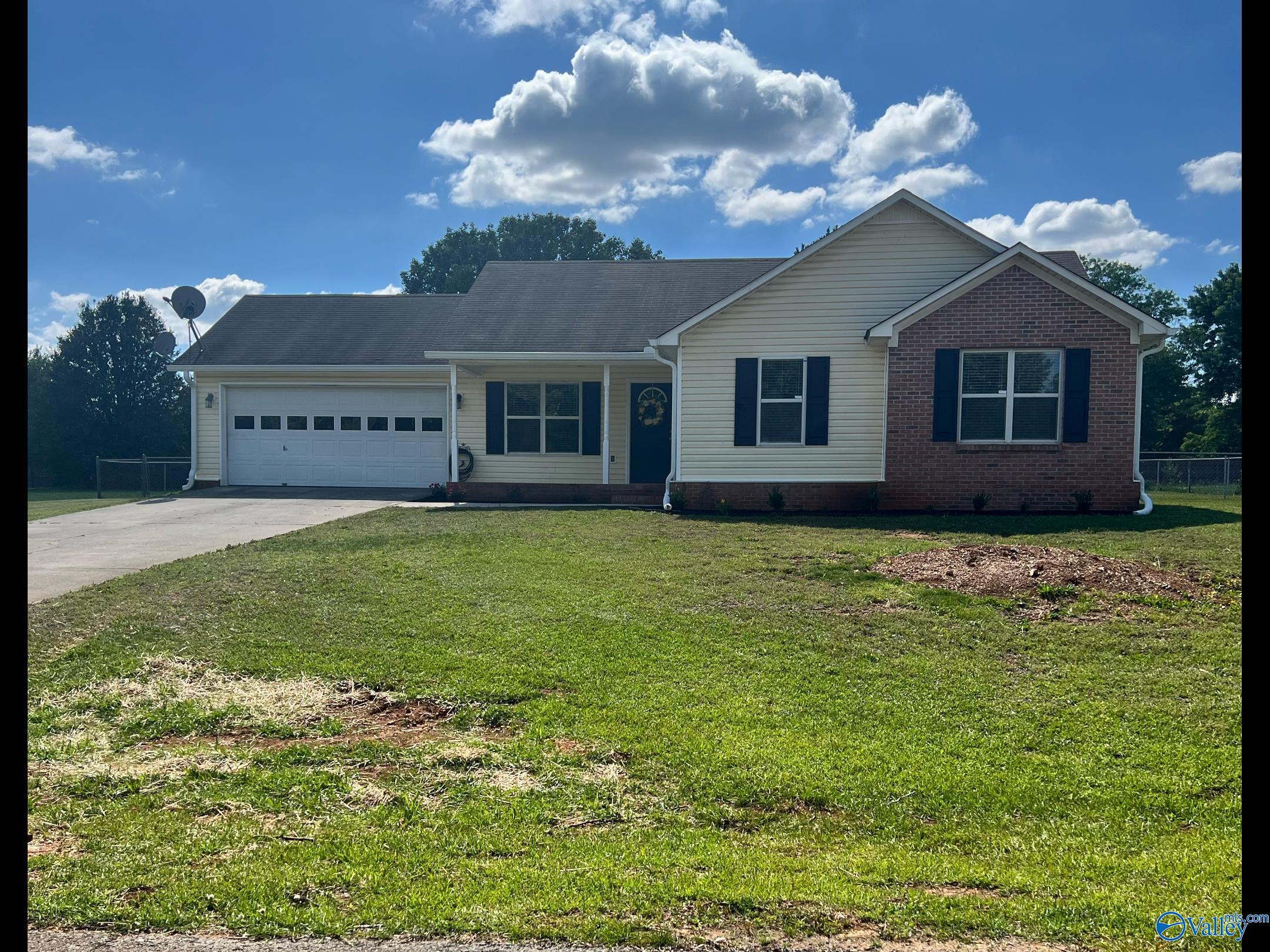 35811 Homes For Sale in Huntsville, AL | Valley MLS