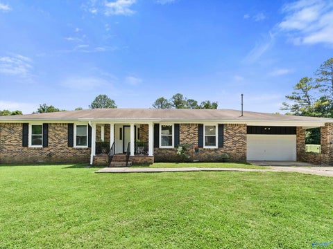 Homes For Sale - 1127 Mahan Drive<br/> Madison, AL 35758