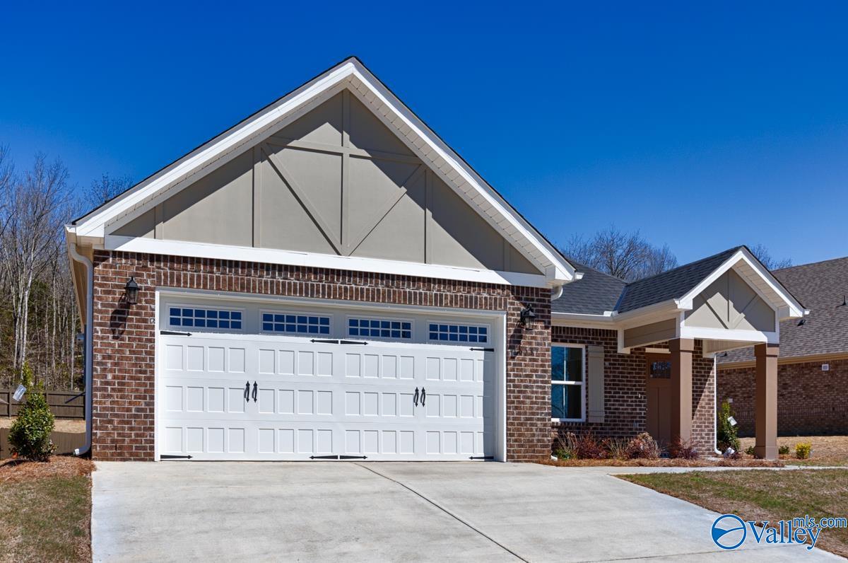 6537 Oak Meadow Drive, Owens Cross Roads, Alabama image 5