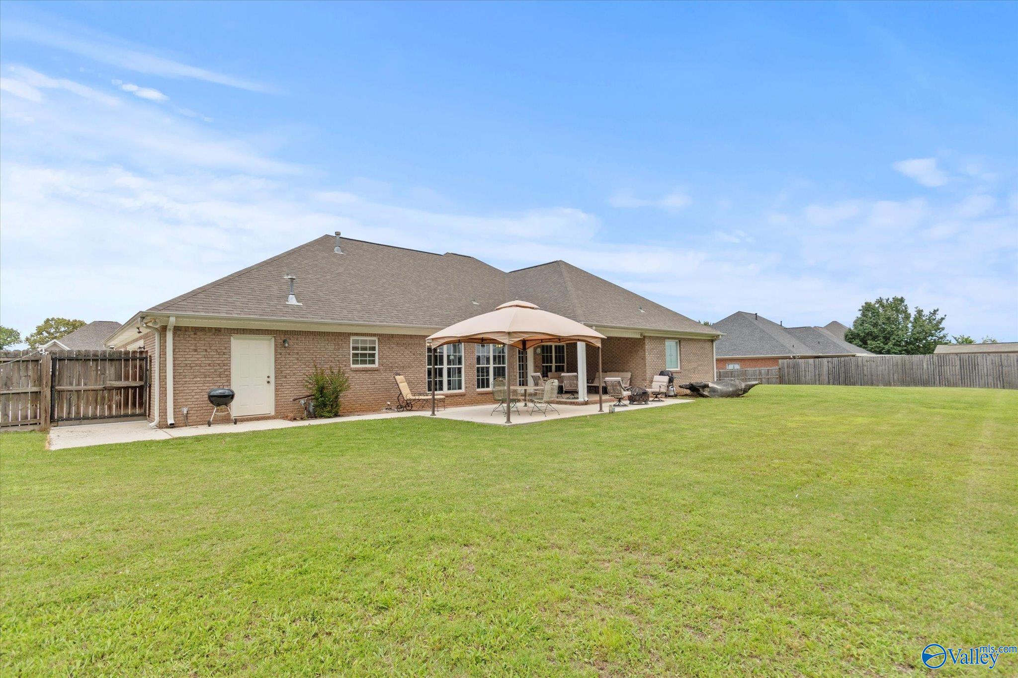 2239 Naples Drive, Decatur, Alabama image 30