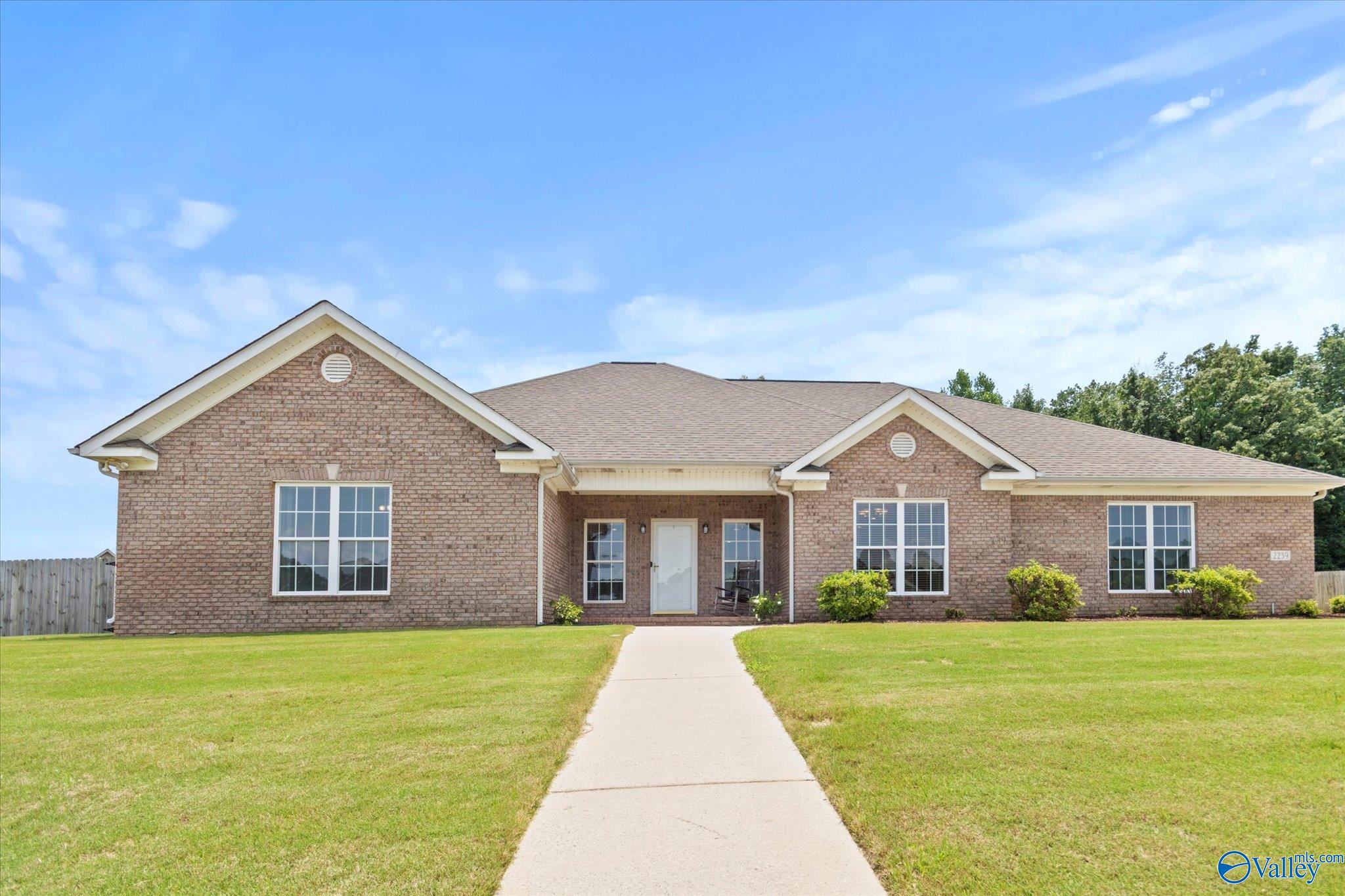 2239 Naples Drive, Decatur, Alabama image 1
