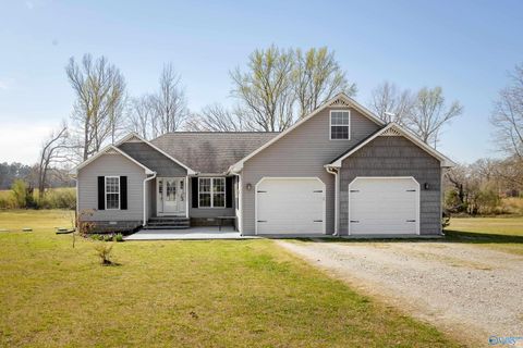 Photo of 220 Gobble Drive, Florence, AL 35634 (MLS # 21913043)