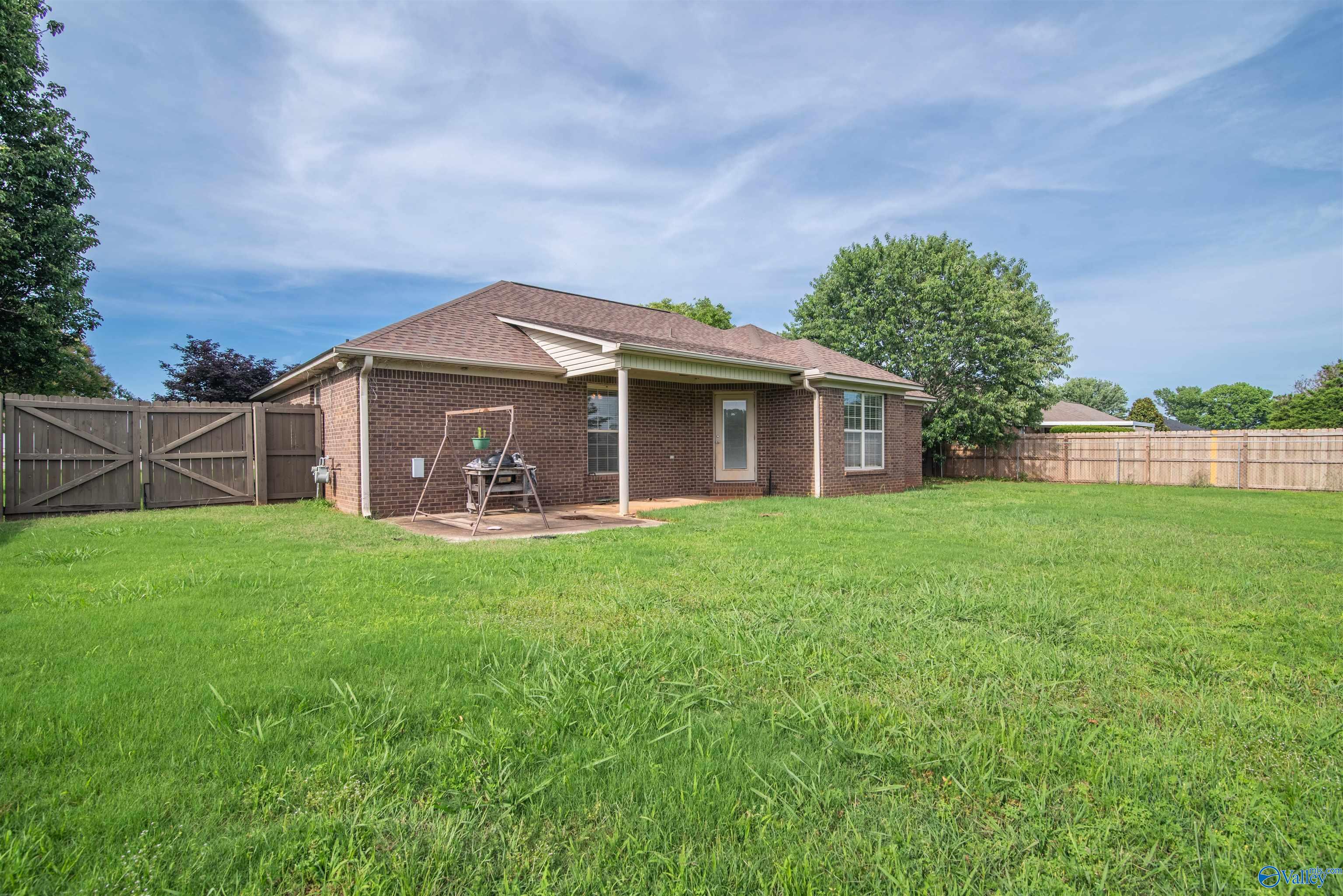 140 Cypress Drive, Decatur, Alabama image 32