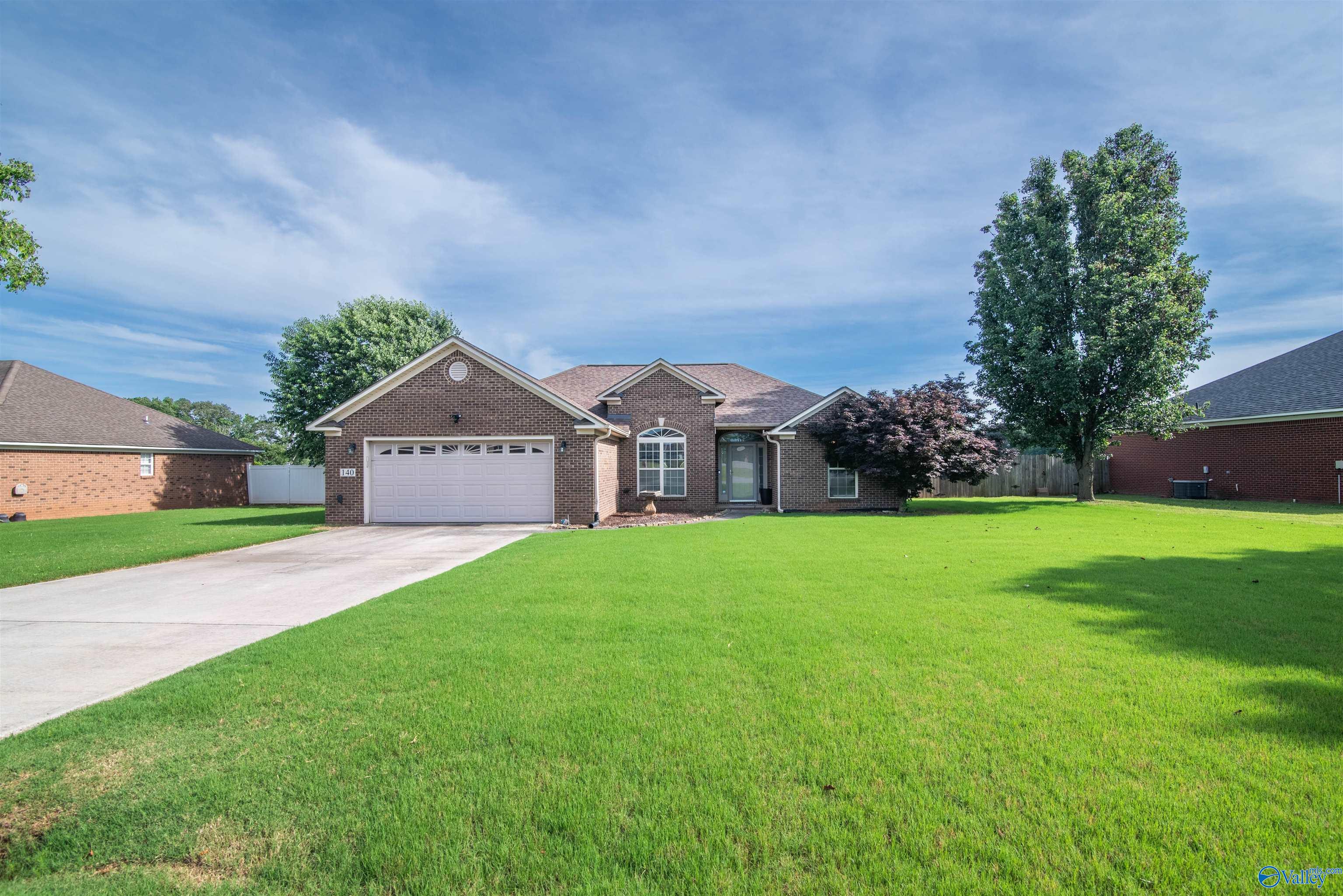 140 Cypress Drive, Decatur, Alabama image 2