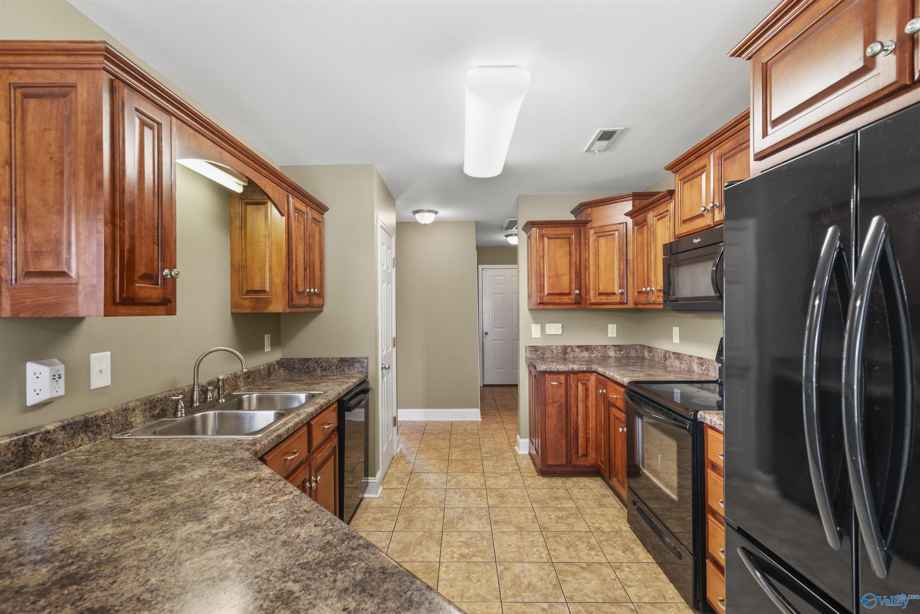 140 Cypress Drive, Decatur, Alabama image 11