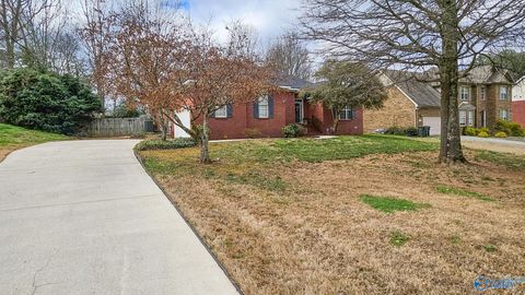 Homes For Sale - 112 Glade Creek Circle<br/> Harvest, AL 35749