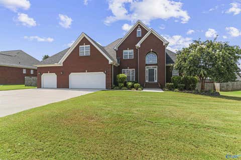 Homes For Sale - 602 Morning Glory Drive<br/> Hartselle, AL 35640