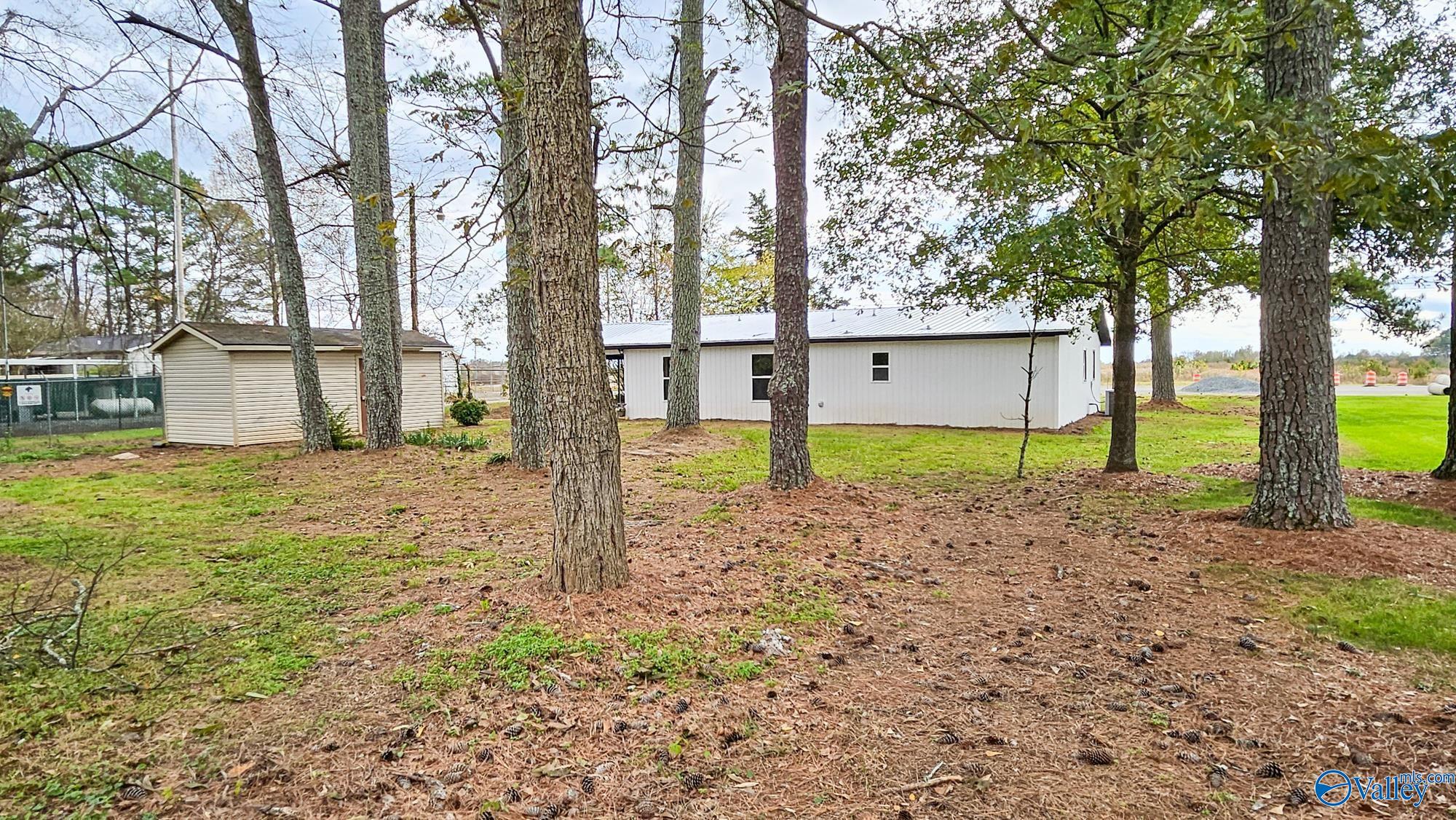 20695 Huntsville Brownsferry Road, Tanner, Alabama image 32