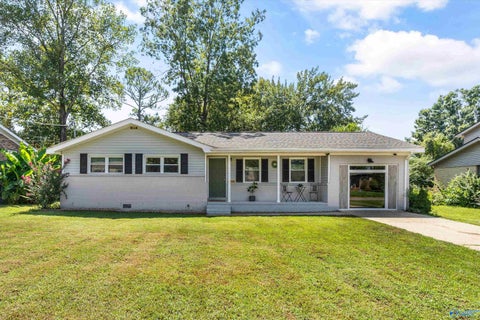 Homes For Sale - 11304 Chicamauga Trail<br/> Huntsville, AL 35803