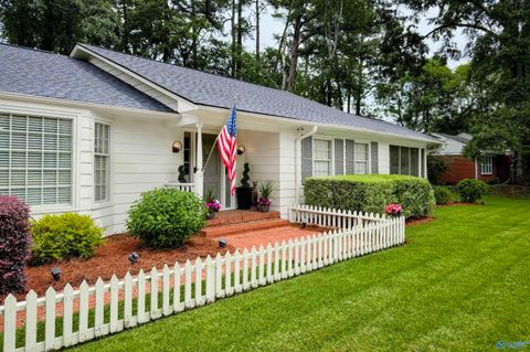 Homes For Sale - 1802 Stratford Road<br/> Decatur, AL 35601