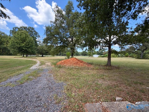 Homes For Sale - 955 Center Street<br/> Gadsden, AL 35901