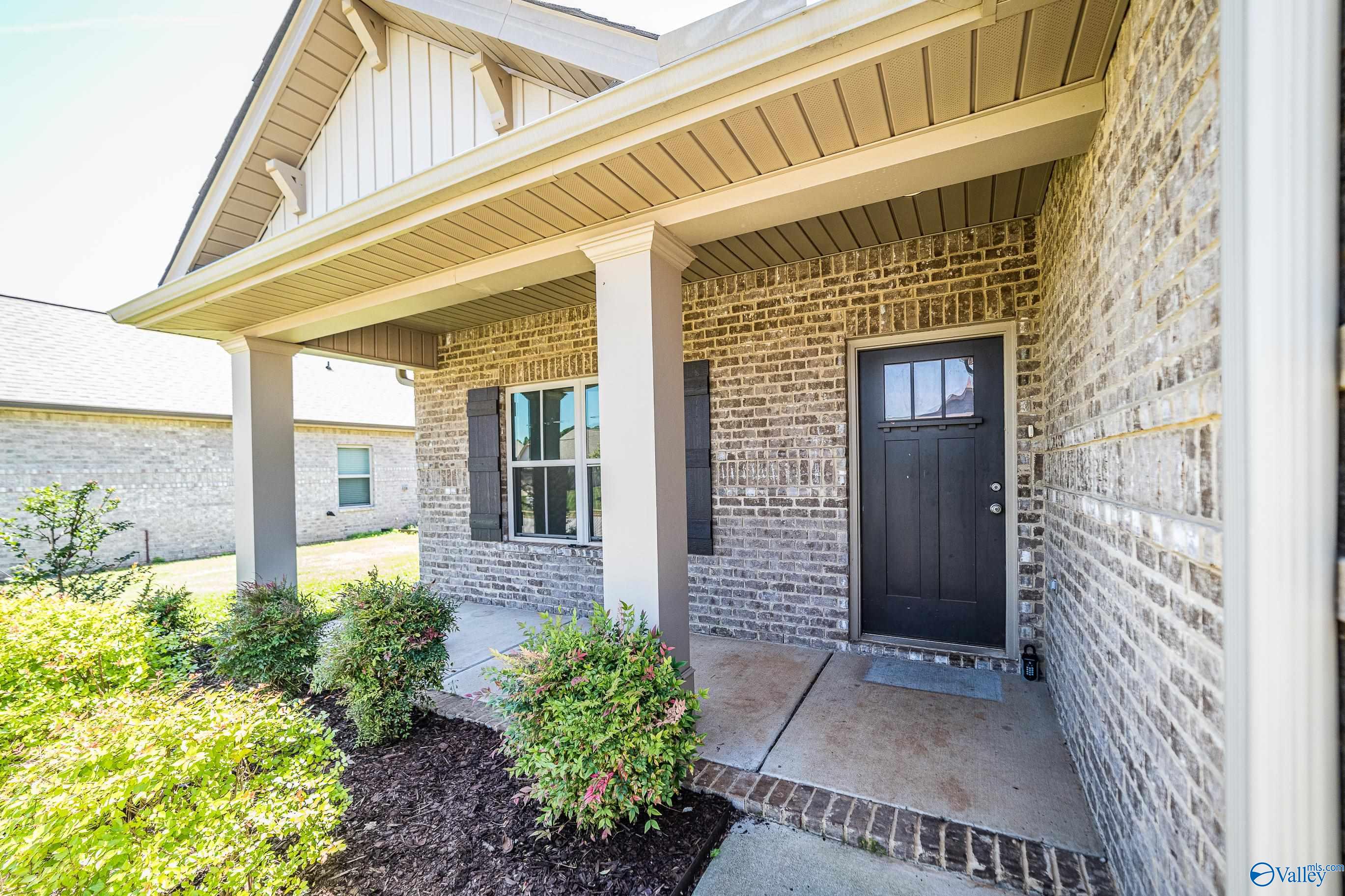 128 Caspian Lane
