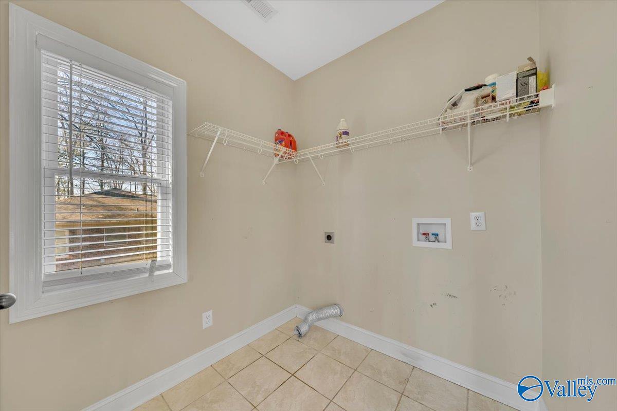 24434 Hickory Drive, Elkmont, Alabama image 25