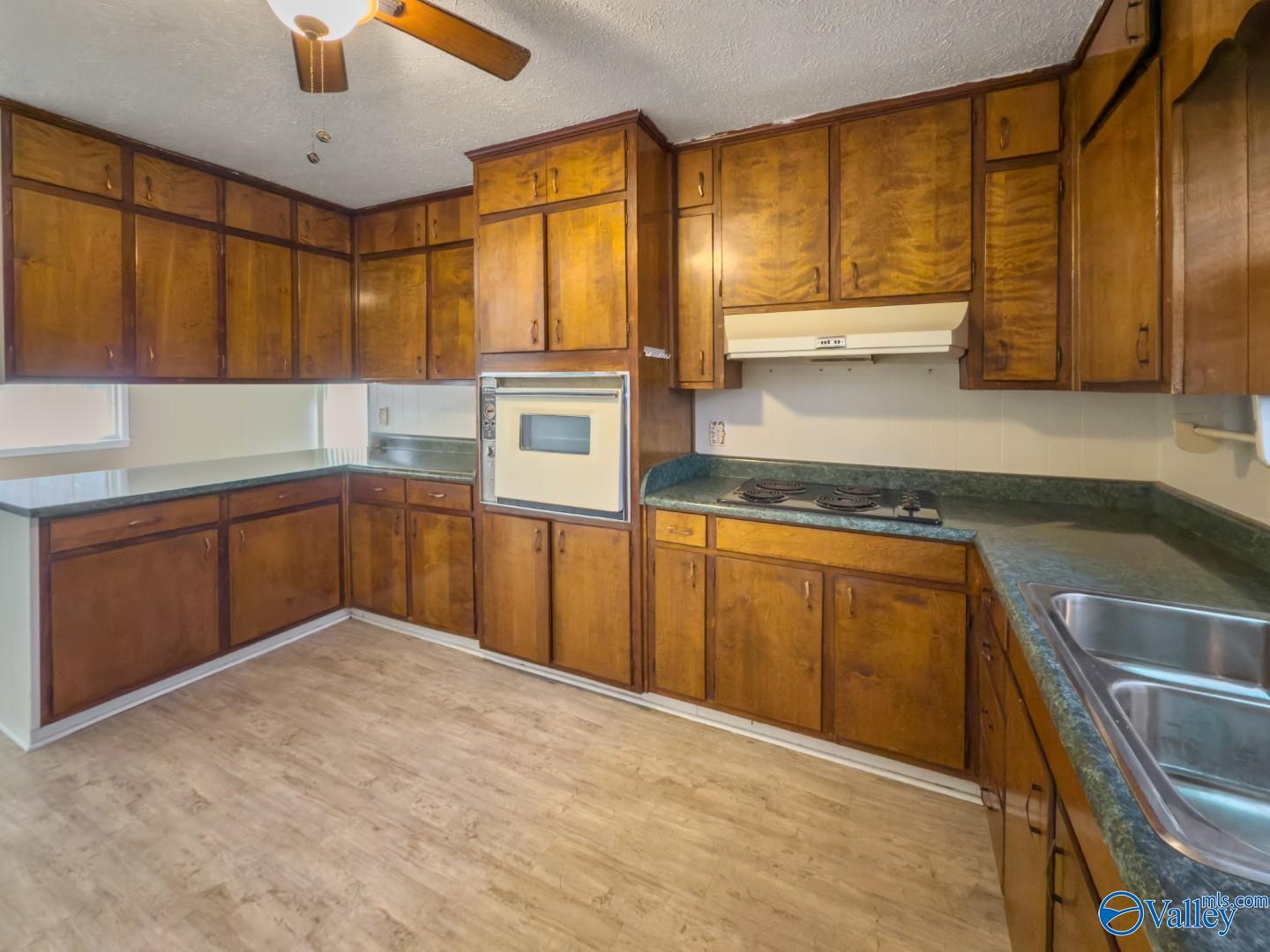 114 11th Place, Arab, Alabama image 13