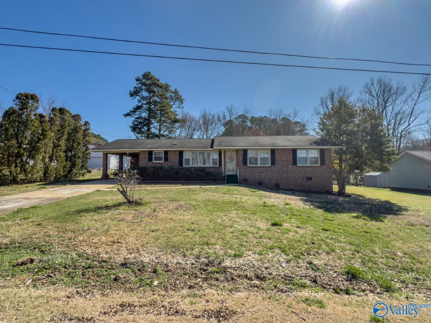114 11th Place, Arab, Alabama image 2