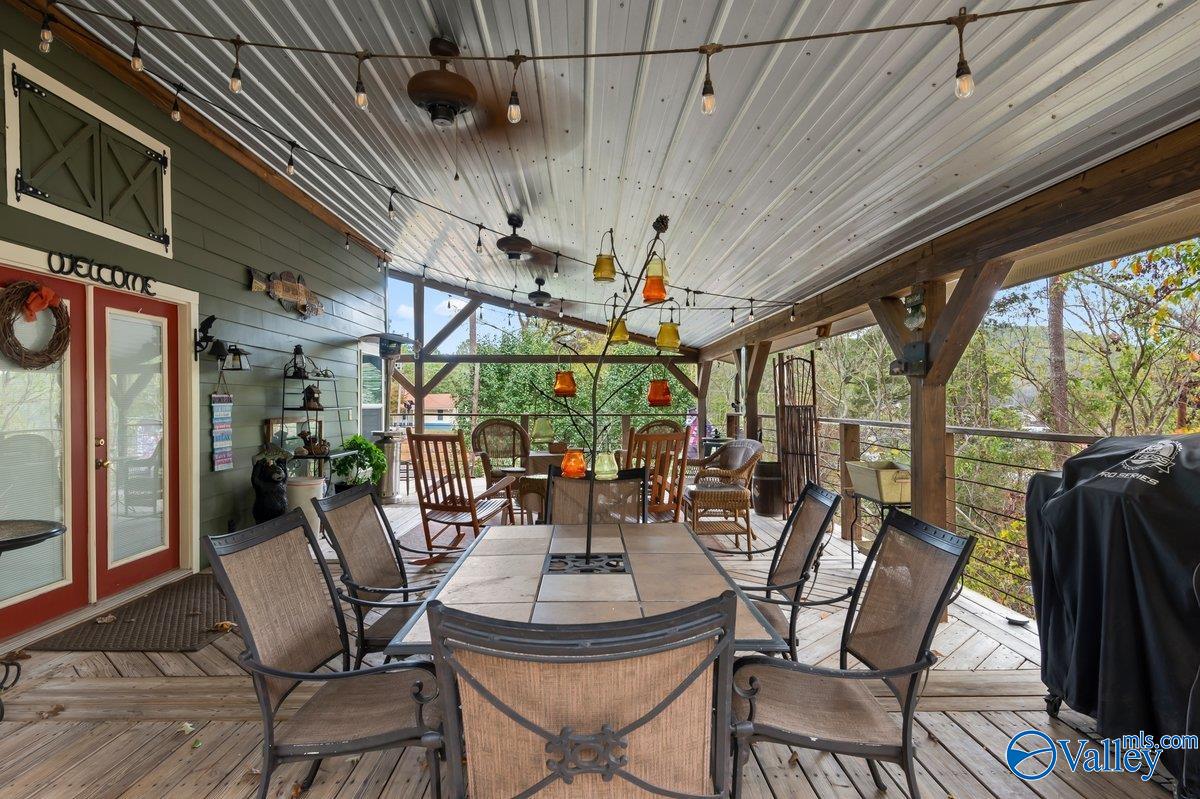 527 Honeycomb Valley Road