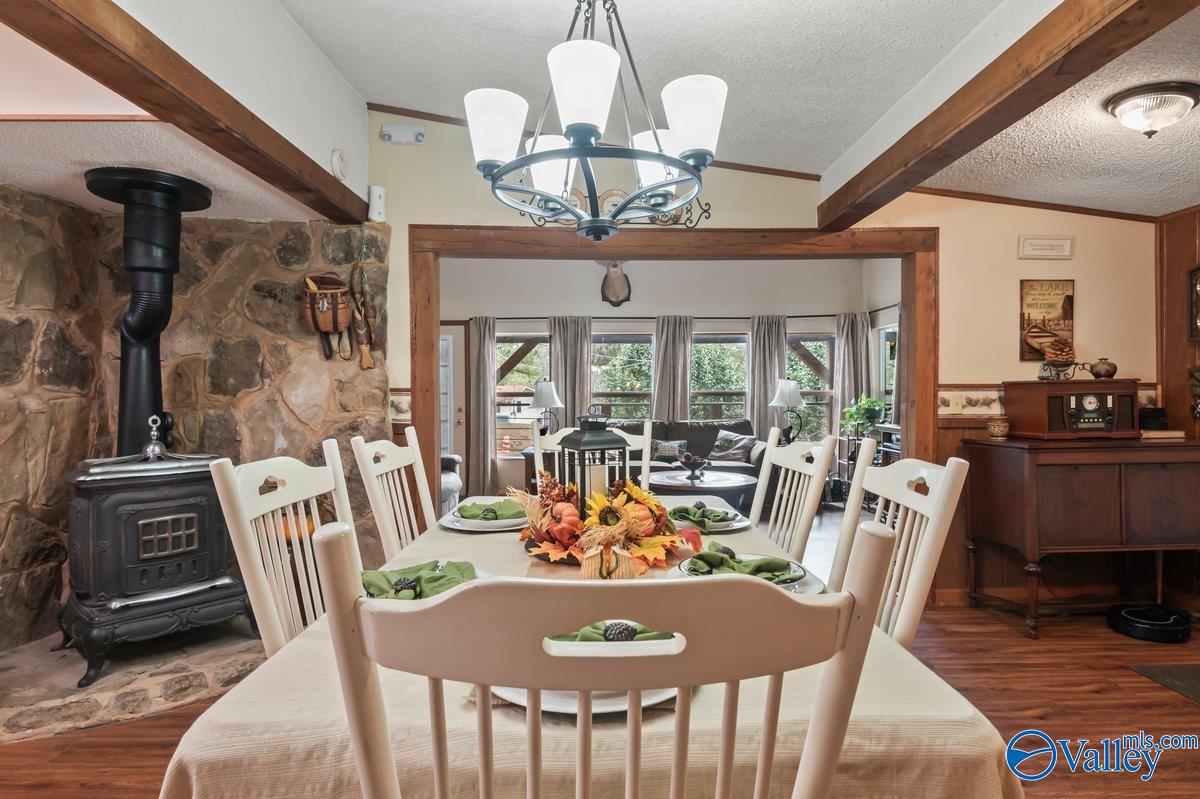 527 Honeycomb Valley Road