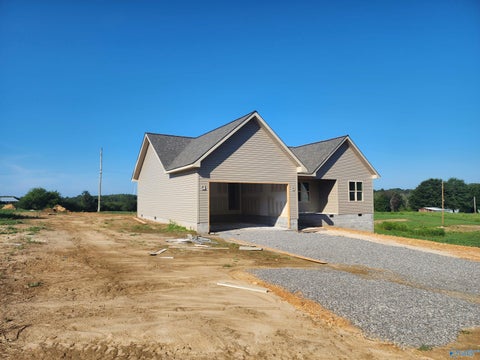 Homes For Sale - 12195 Blue Pond Blvd<br/> Sylvania, AL 35988
