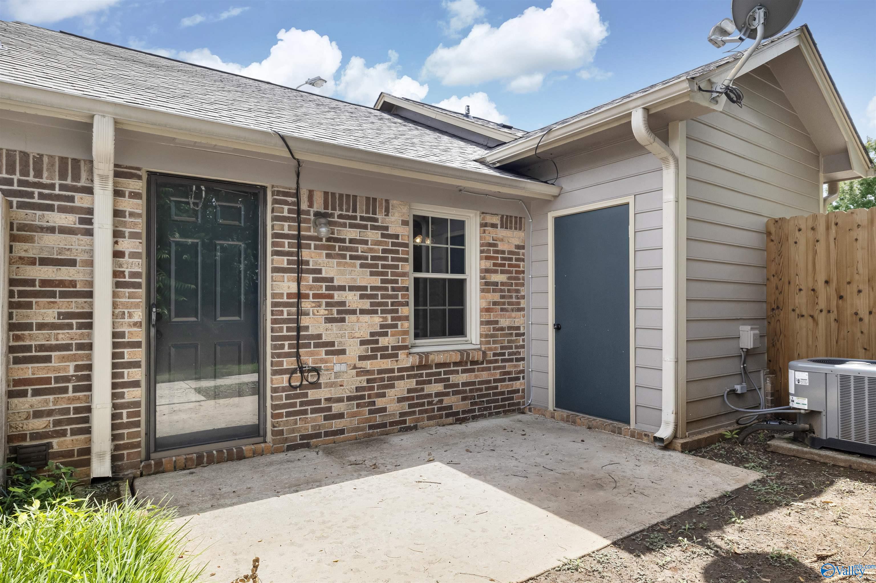 8148 Oldfield Road SW 6