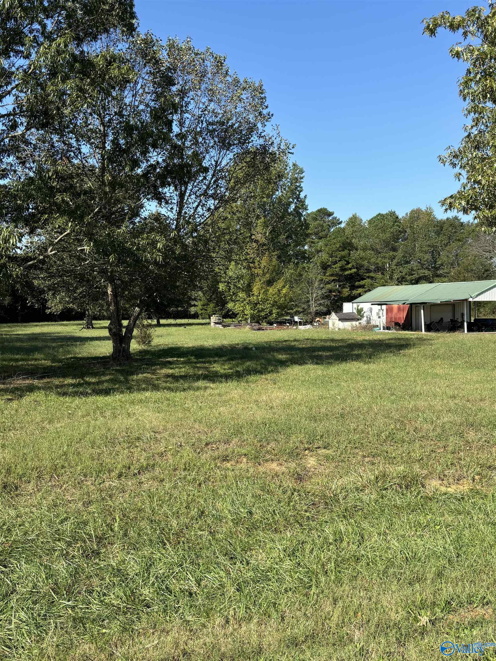 654 Beaver Dam Road, Toney, Alabama image 3