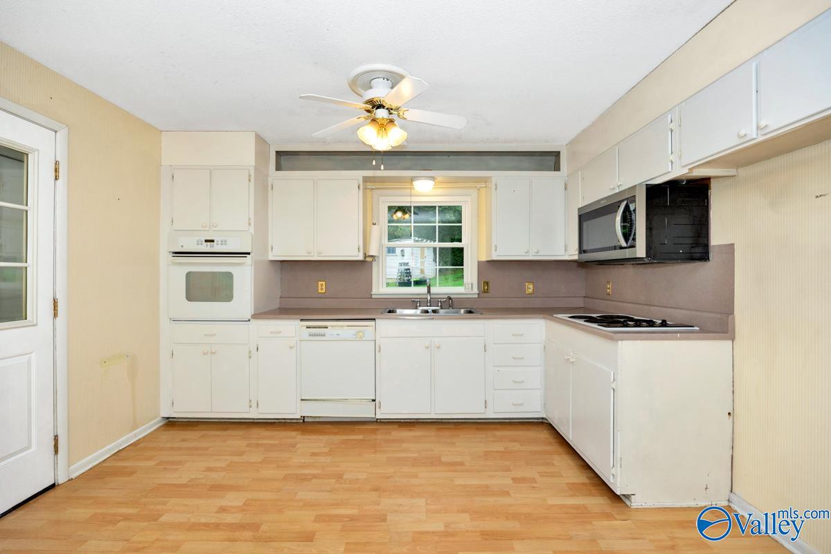 12001 Greenleaf Drive, Huntsville, Alabama image 15