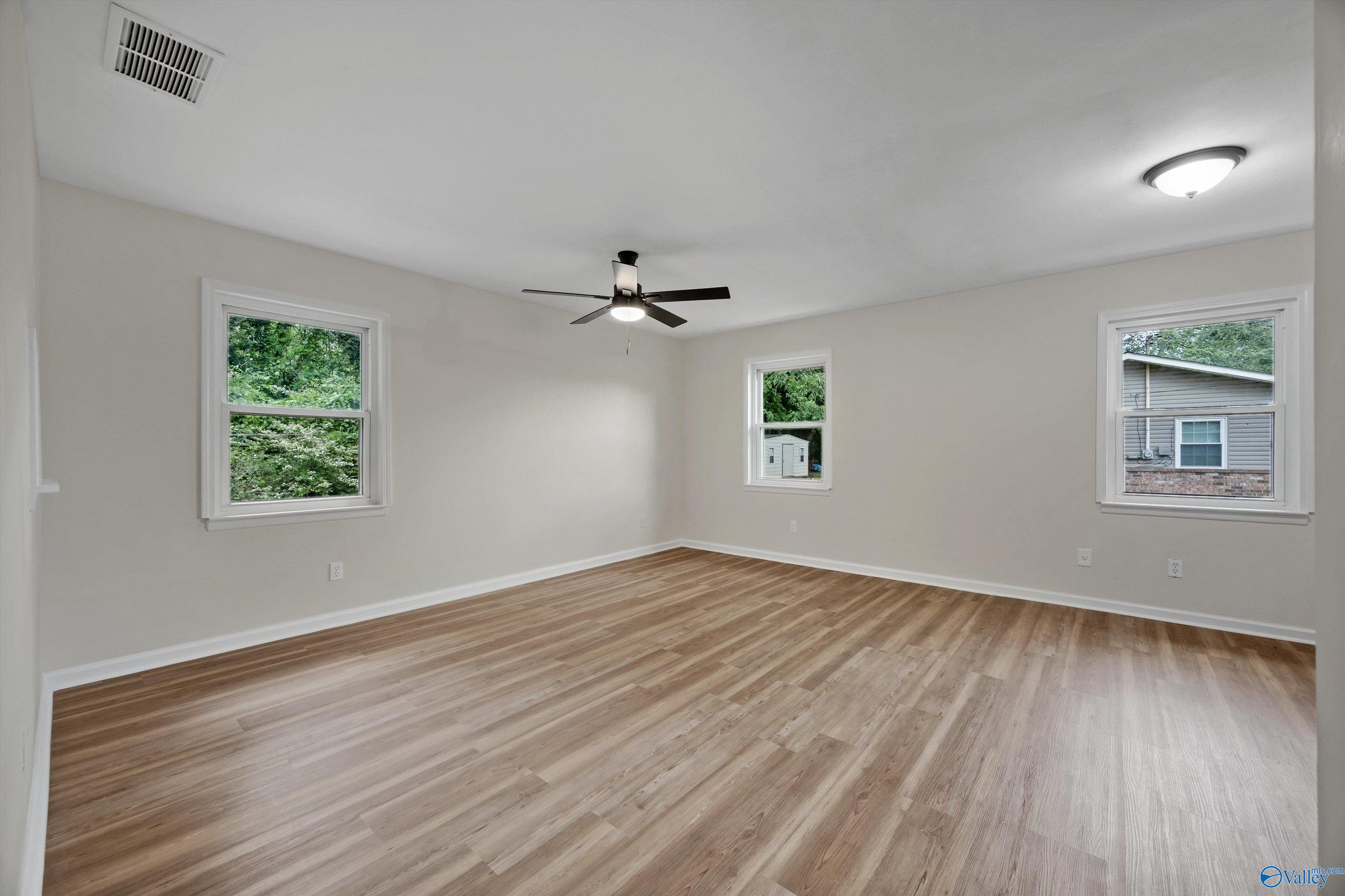 620 Canterbury Avenue, Decatur, Alabama image 16
