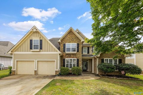 Photo of 7 Crimson Cloud Blvd SW, Huntsville, AL 35824 (MLS # 21916905)
