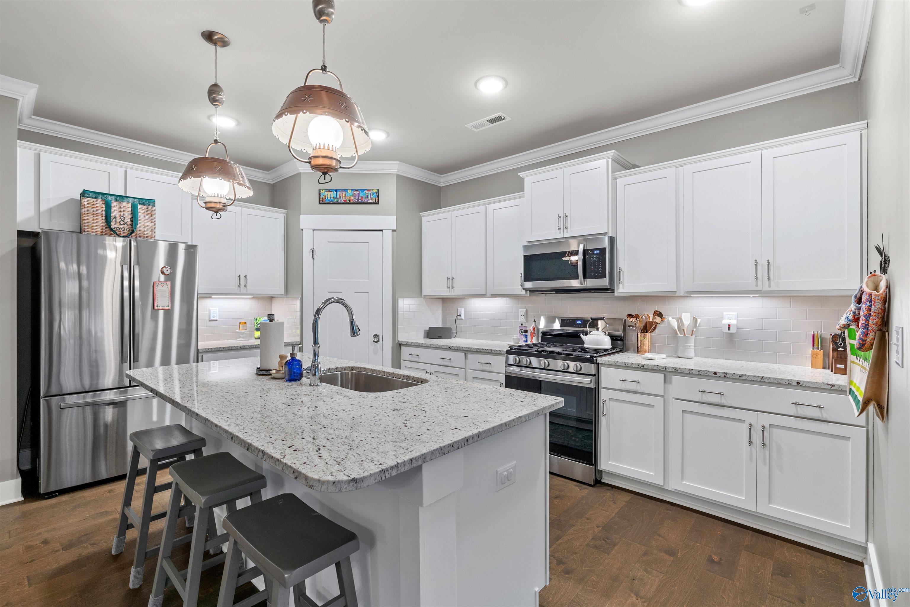 6521 Oak Meadow Drive, Owens Cross Roads, Alabama image 16