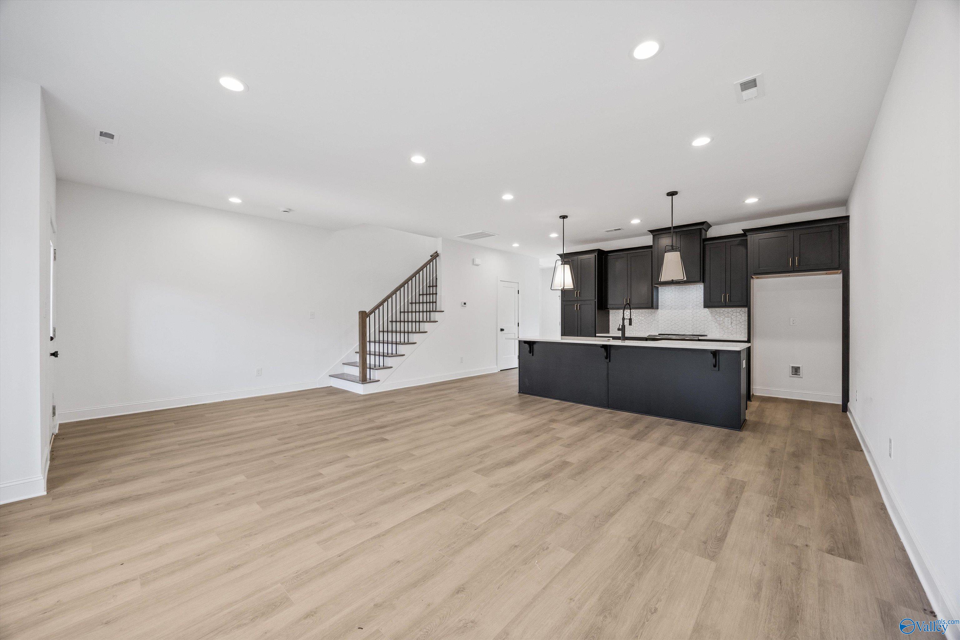 2528 Freeman Road