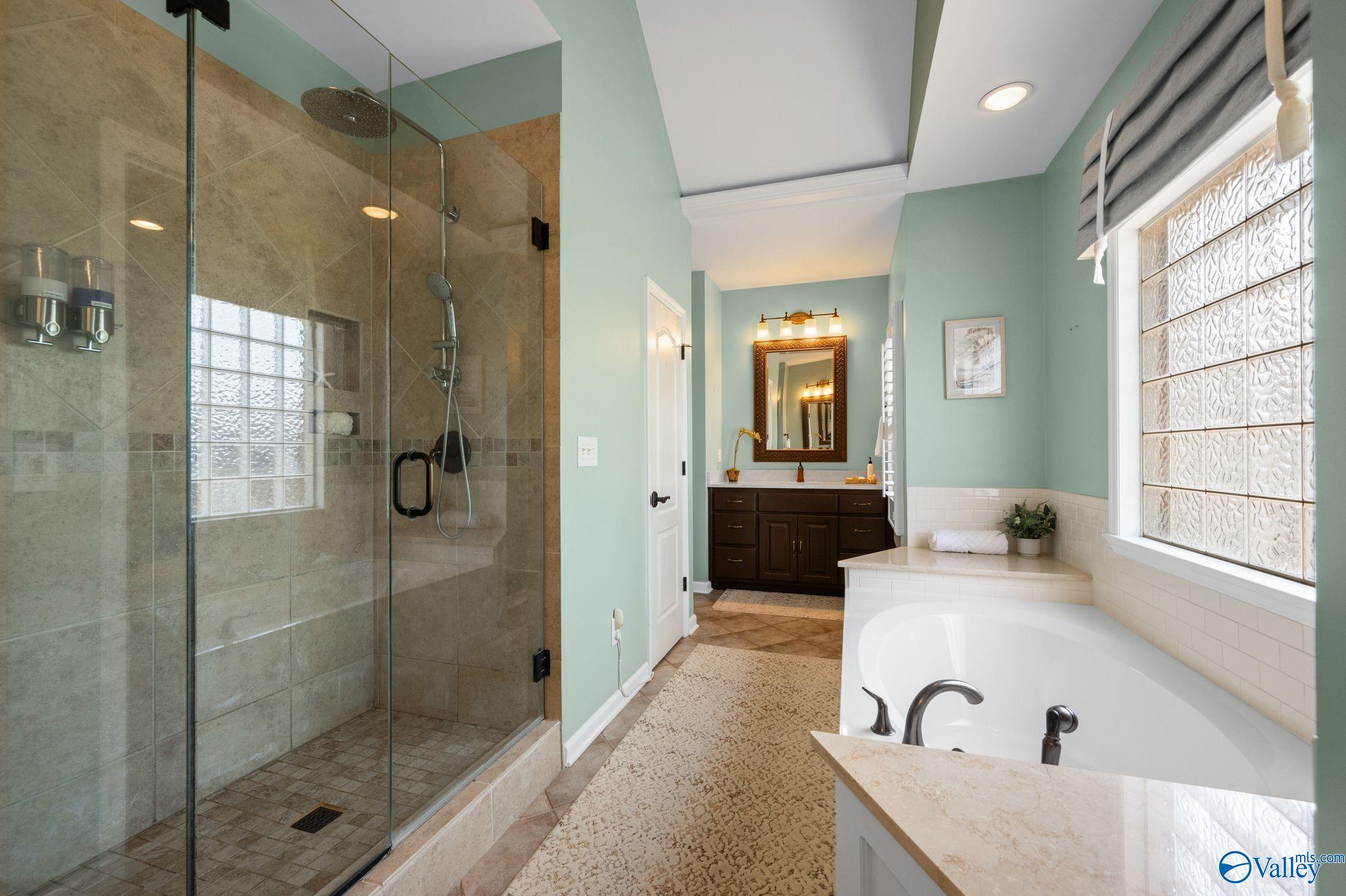 130 Canterbury Drive, Madison, Alabama image 22